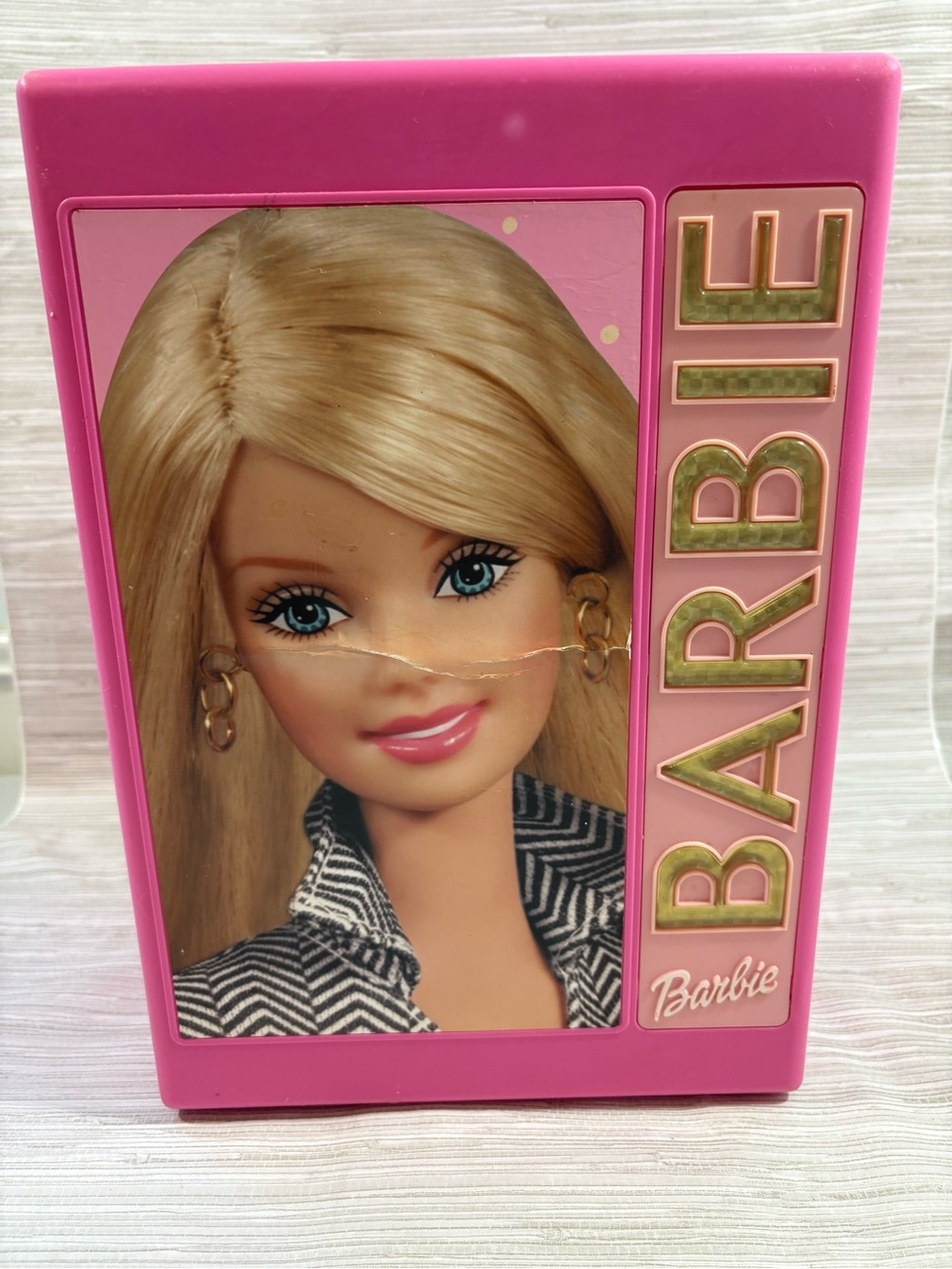 VTG Y2K BARBIE ✨ carrying case with drawers pink 2002 good condition
